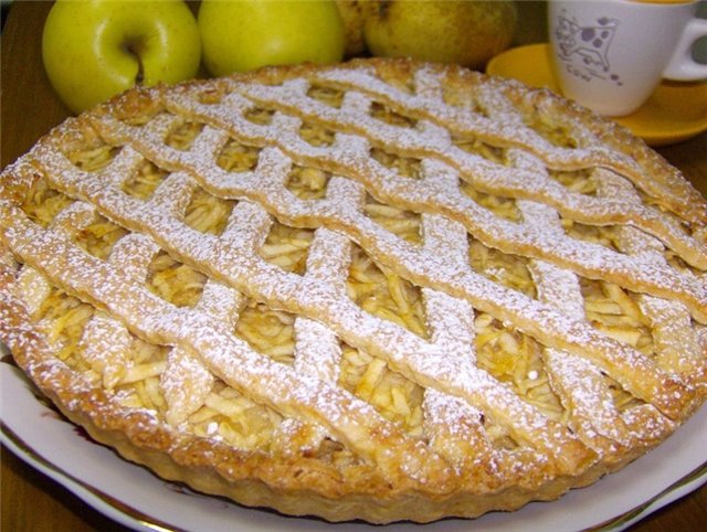 Пирог «Праздничный» с яблоками