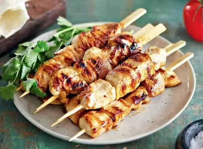 Мини-шашлычки из курицы
